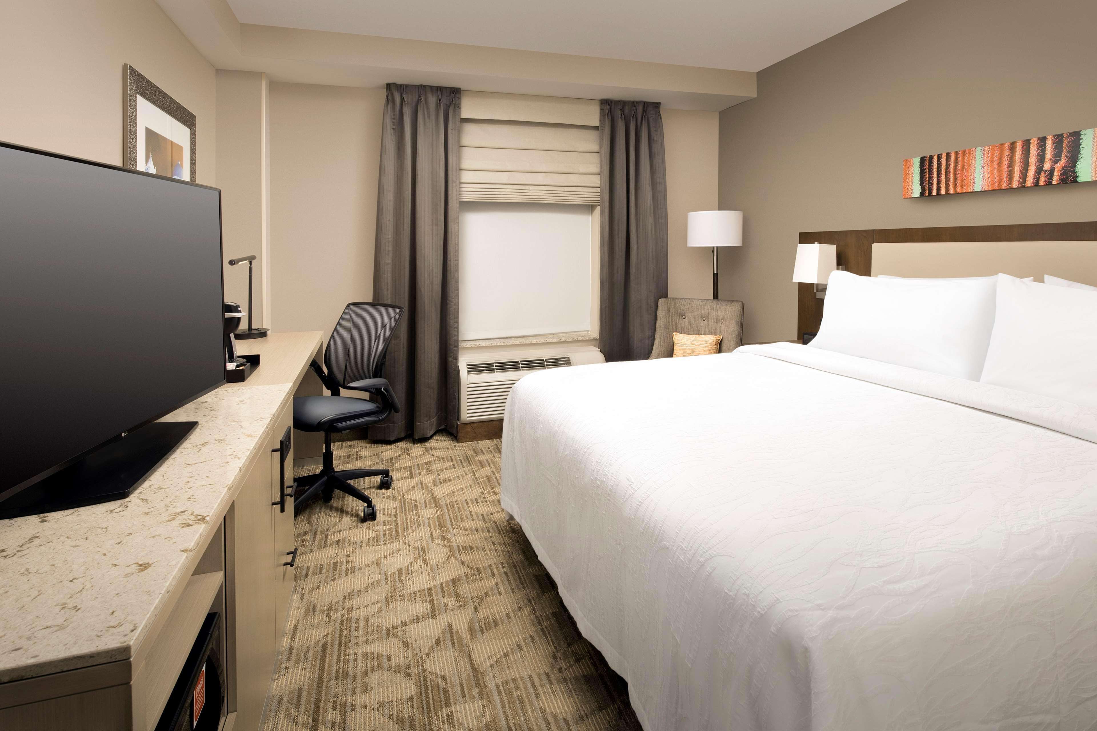 Hilton Garden Inn San Antonio Downtown Riverwalk חדר תמונה