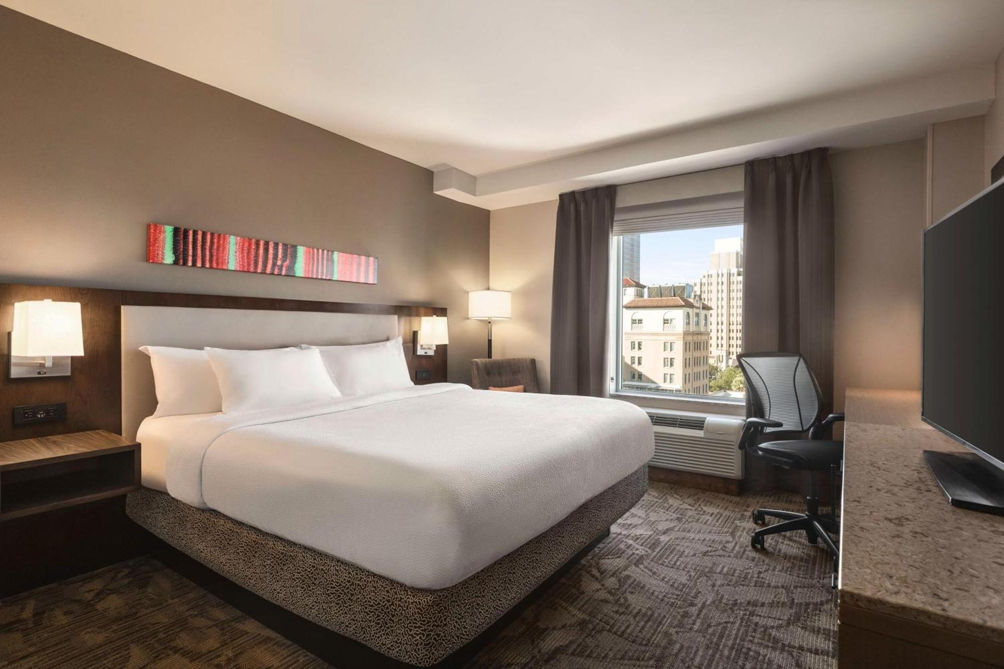 Hilton Garden Inn San Antonio Downtown Riverwalk מראה חיצוני תמונה